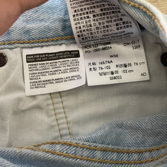 501 Levi shorts - Picture 3 of 5
